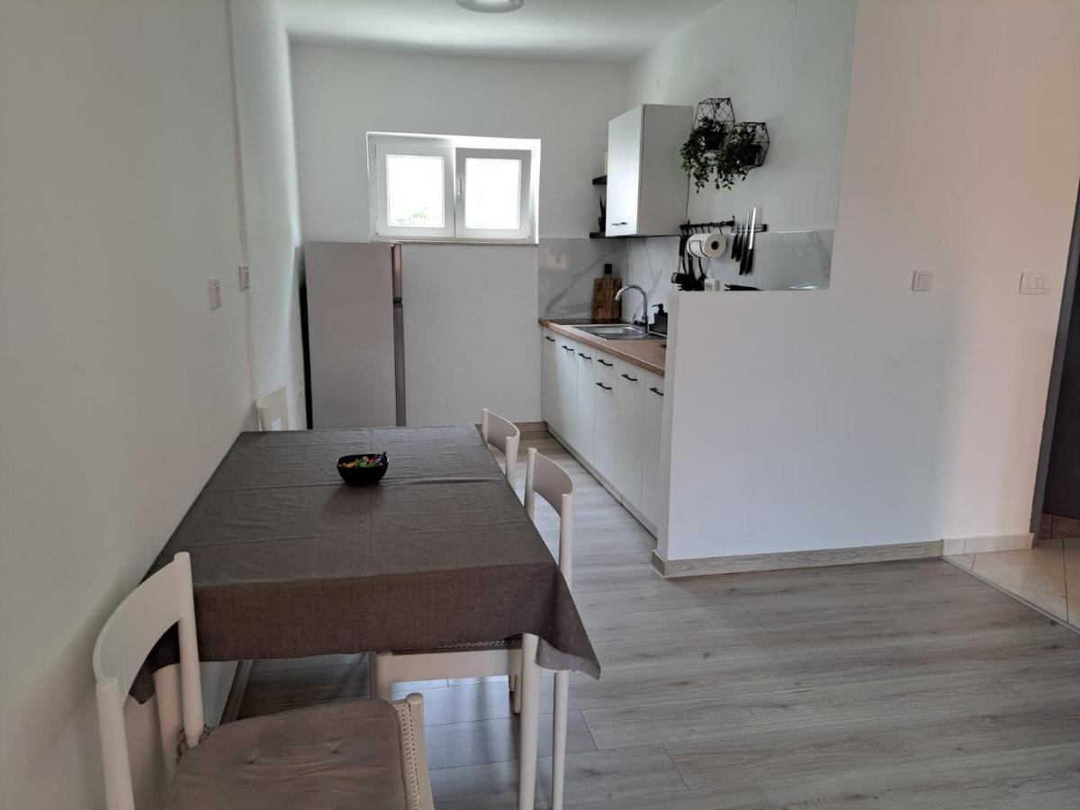 Apartman Alberta Vodice Exteriér fotografie